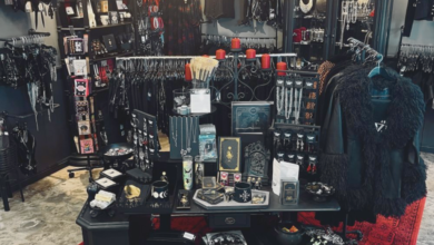 gothic fashion shops seattle